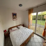 度假居 In Strandnaehe, *